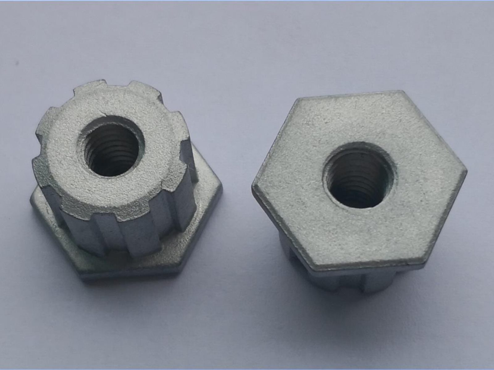 Custom powder metallurgy parts with non-standard geometries