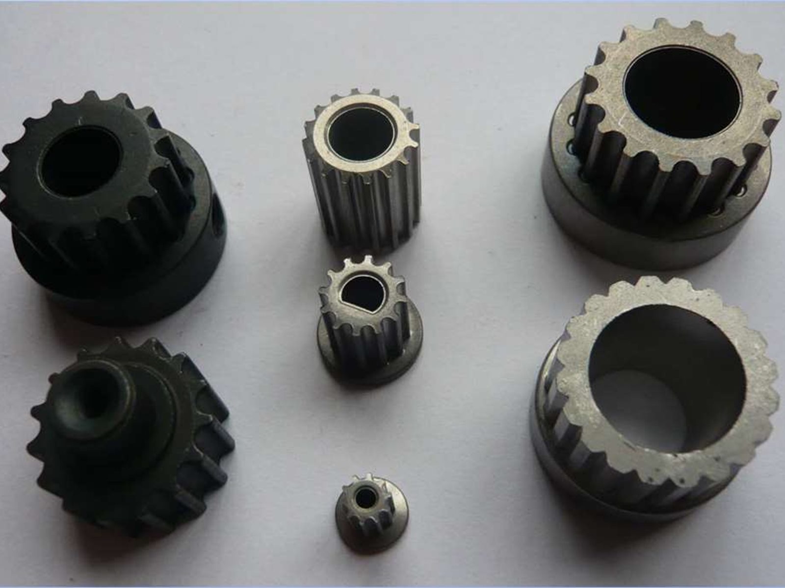 Powder metallurgy gears and pinions for industrial and power tool applications